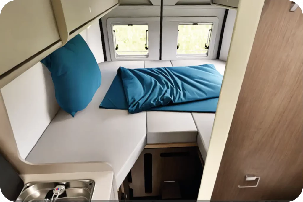 Carado CV640 Heckbett 2