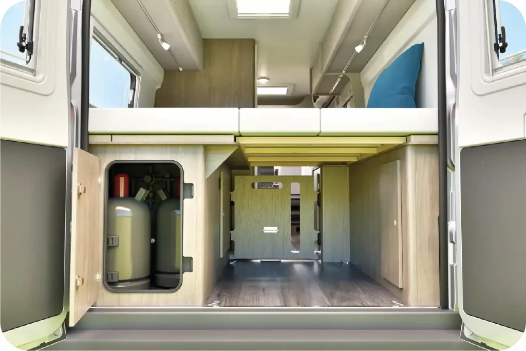 Carado CV640 Kofferraum