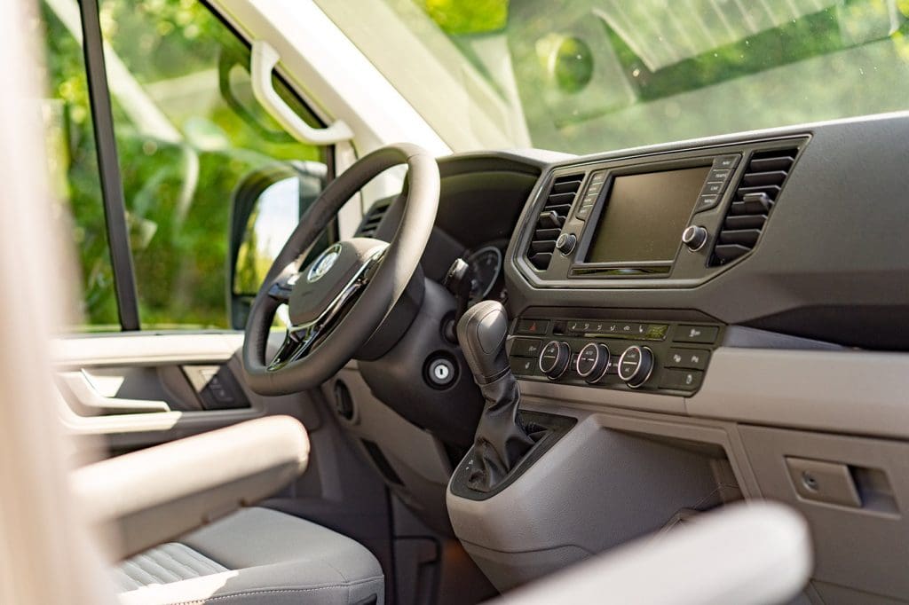 Cockpit des VW Grand California
